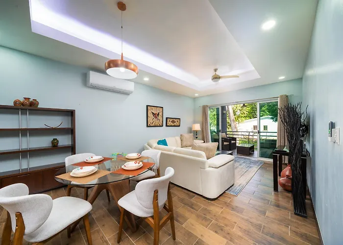 Сasa de vacaciones Casa Blanca 7 - New 2 Bedroom Condo, Near To The